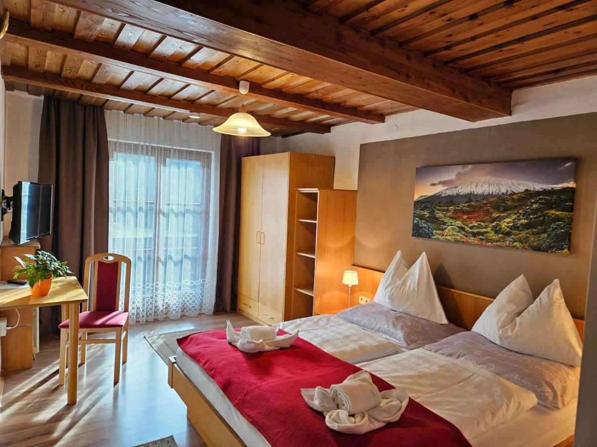 Gasthof-Pension Alt Kirchheim Bad Kleinkirchheim Ngoại thất bức ảnh