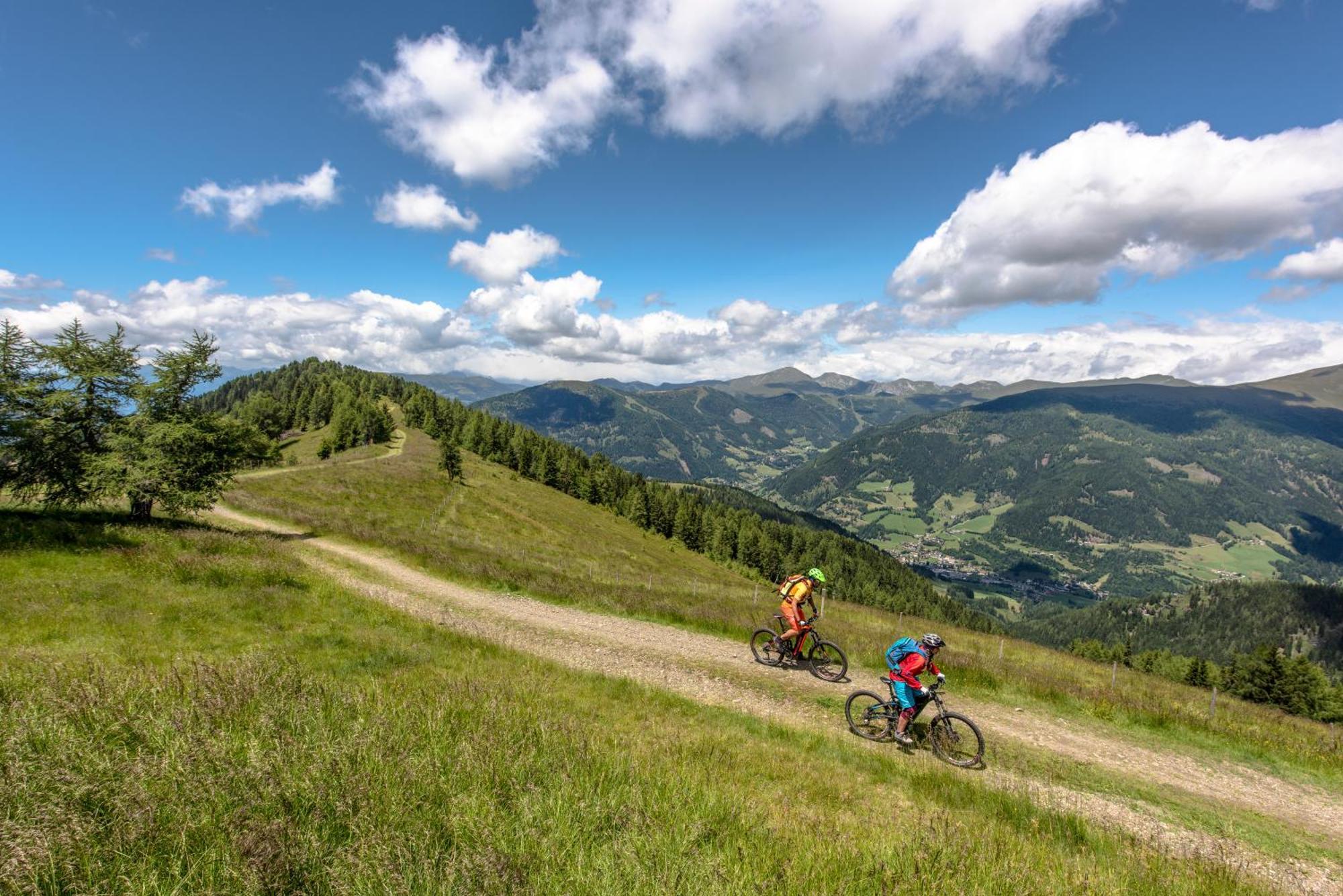 Gasthof-Pension Alt Kirchheim Bad Kleinkirchheim Ngoại thất bức ảnh